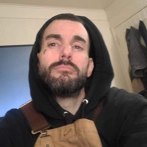 Meet your Posher, Travis